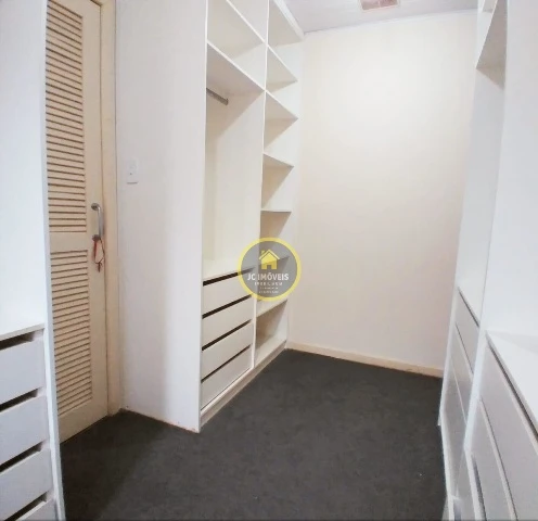 JCCA20189 – Linda casa linear vazia sala 2 quartos e suíte