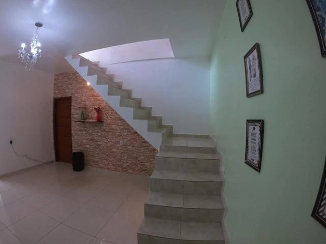 Casa com 5 dormitórios à venda, 300 m² por RS 360.000,00 - Nova Esperança - Manaus-AM