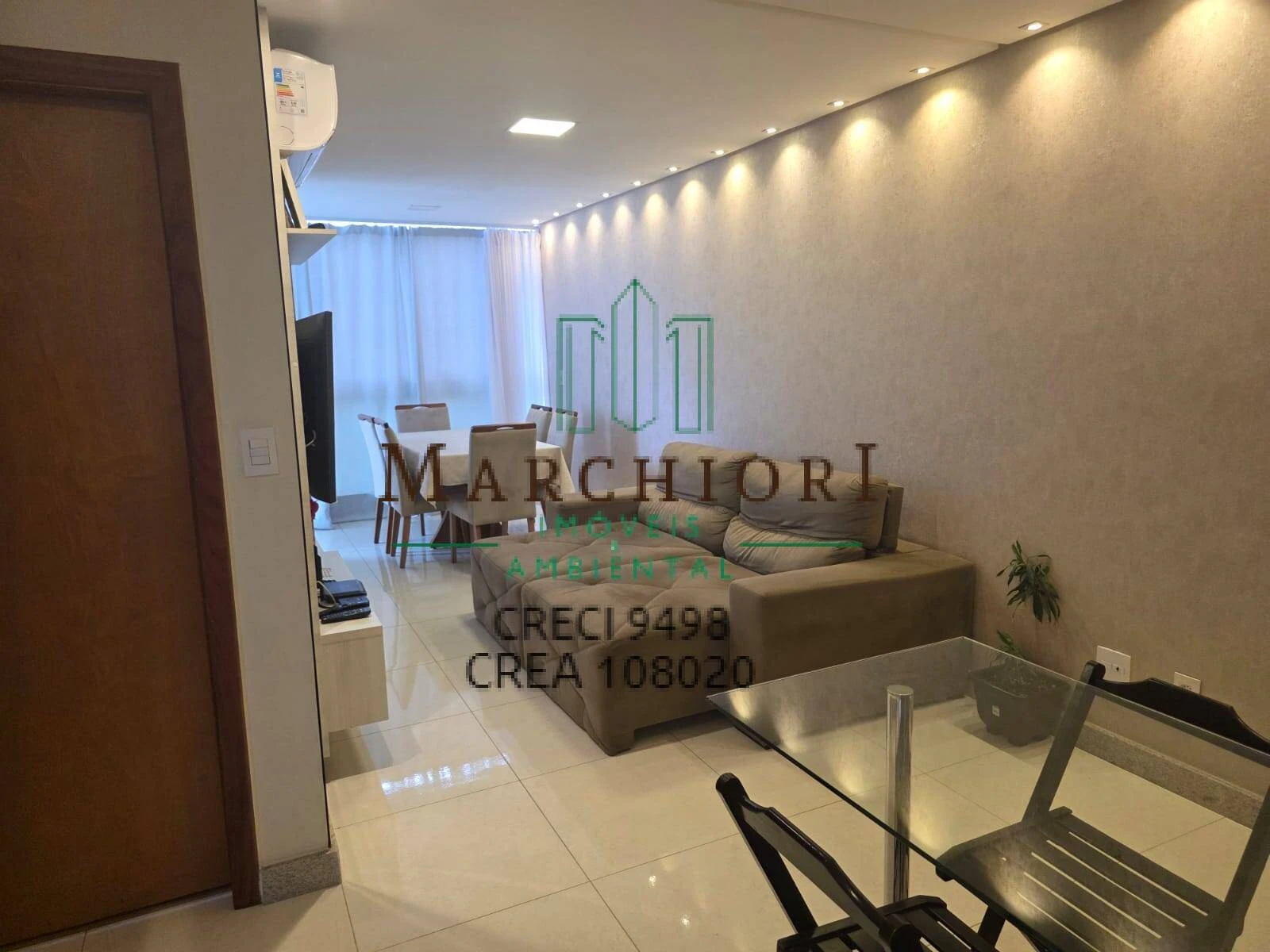 2 quartos, suíte, 3 vagas, montado e decorado, porteira fechada