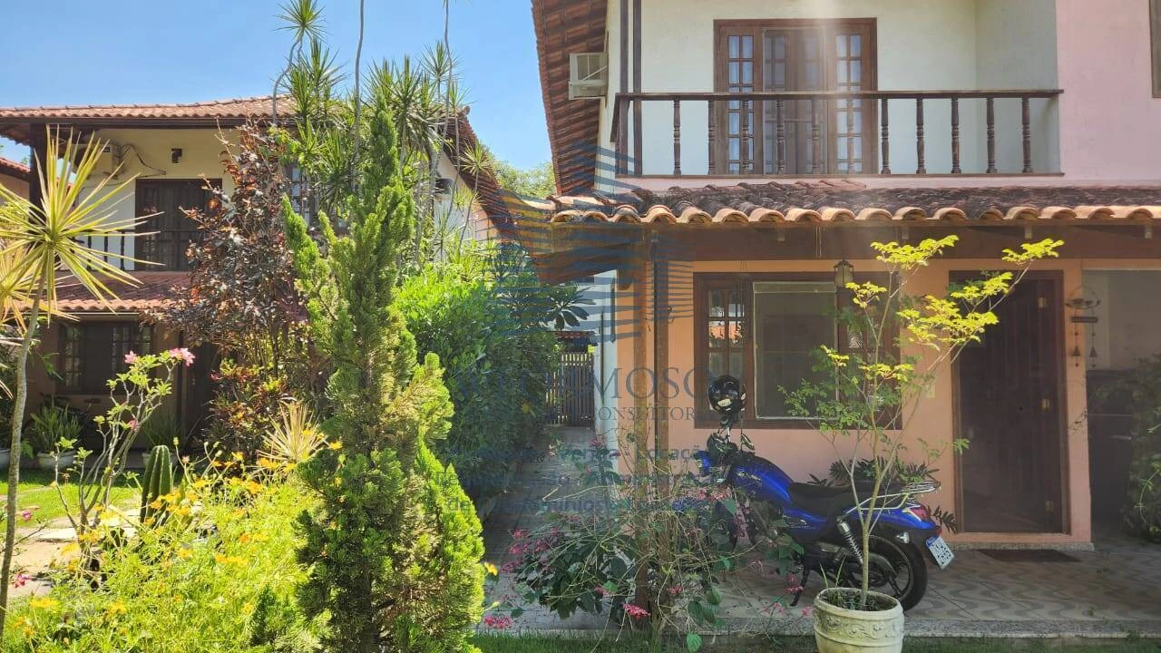 Casa Duplex 177 m² a venda na Rua Jacuipe Santa Cruz Rio de Janeiro