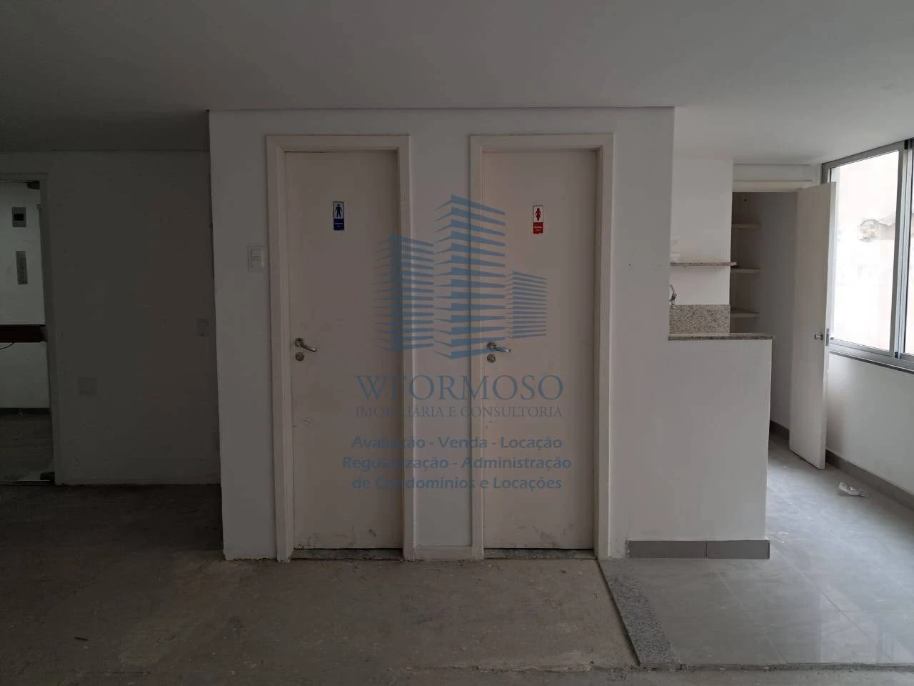 Pavimento 240m²  locação na Rua Rua do Rosario no Centro