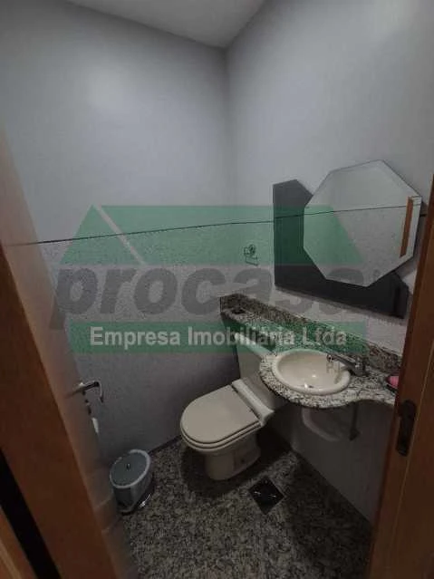 Apartamento :  / Residencial / Parque Dez de Novembro