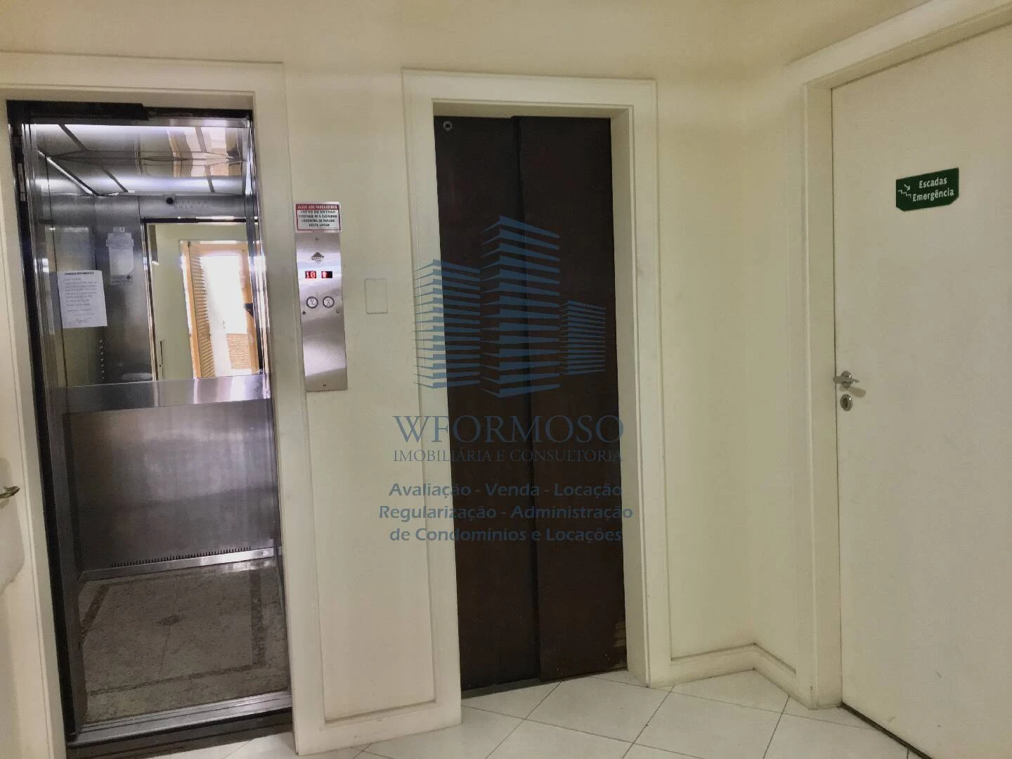 Pavimento Comercial à venda 171 m²  Rua Rodrigo Silva - Centro