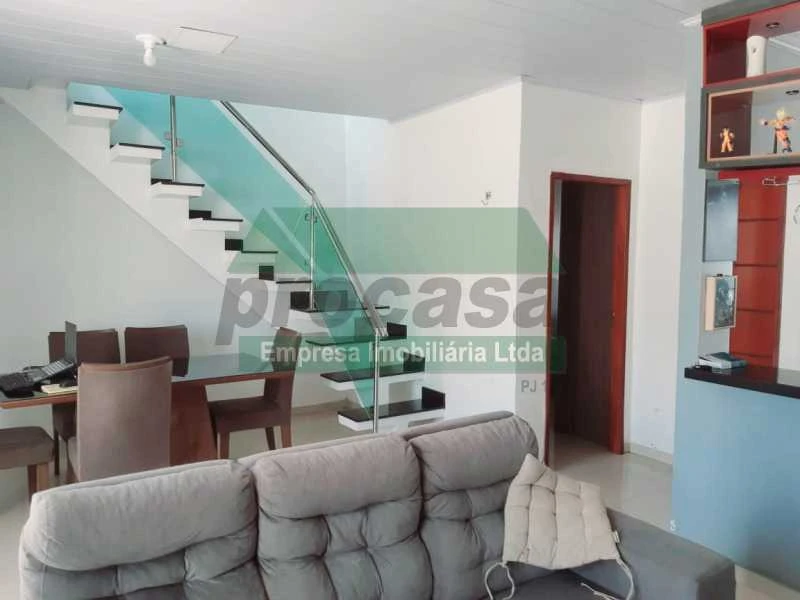 LINDA CASA DUPLEX PARA VENDA NO NOVO ALEIXO