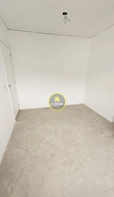 JCAP20400 – Apartamento vazio sala e 2 quartos em Nova Iguaçu.
