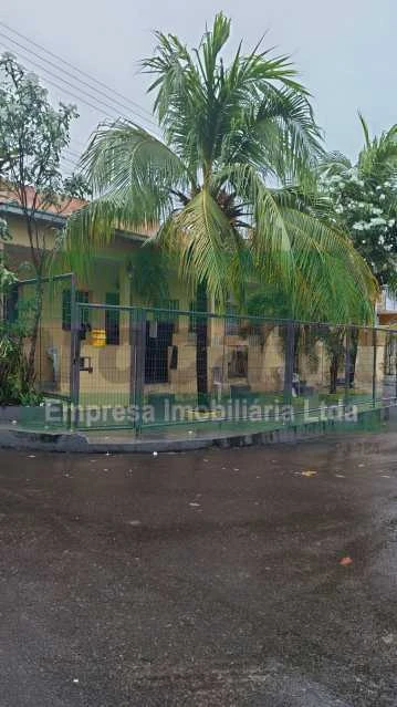 Casa de Vila :  / Residencial / Japiim