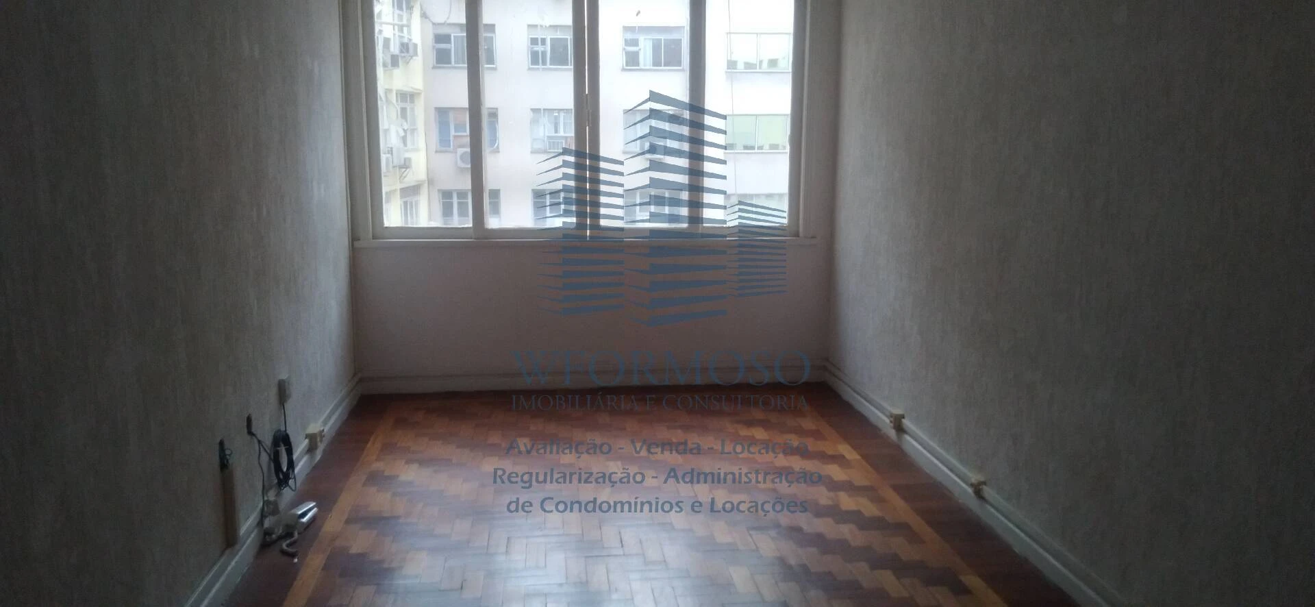 Sala comercial 29m² para locação na Rua Assembleia Centro