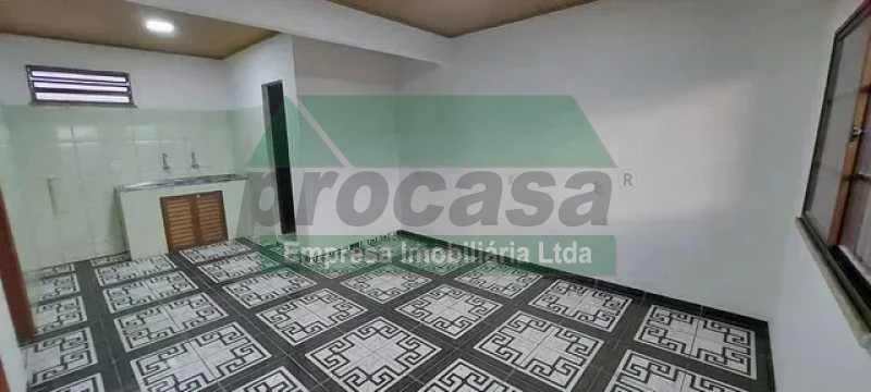 VENDE-SE PREDIO NO SAO JORGE COM OTIMA LOCALIZAÇÃO