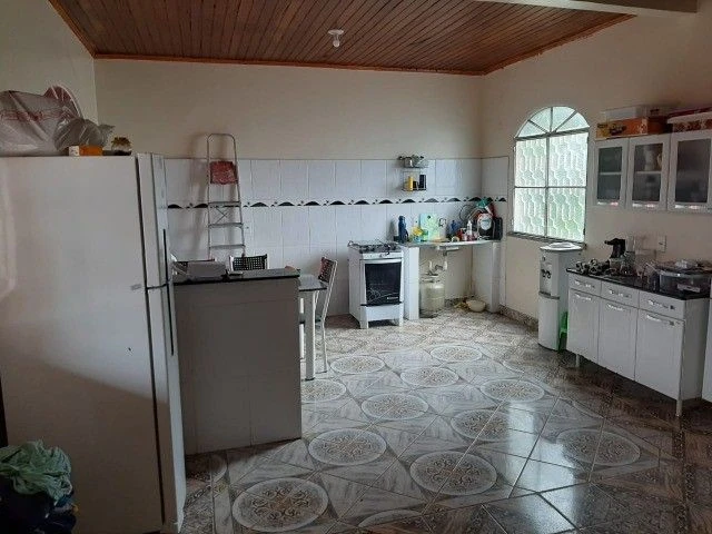 Linda casa com 5 quartos à venda, 300 m² por RS 1.200.000 - Parque 10 de Novembro - Manaus-AM