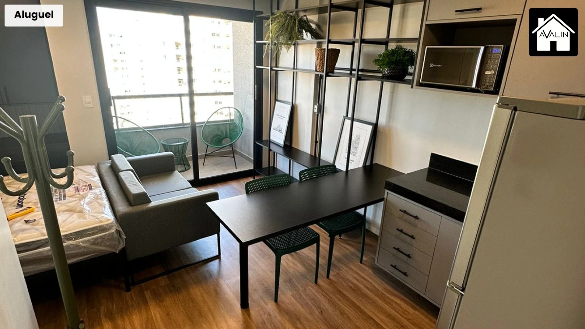 STUDIO CUIABÁ (EM FRENTE AO SHOPPING ESTAÇÃO)