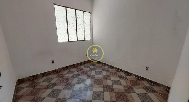 JCCA40013 – Linda casa duplex estilo colonial.