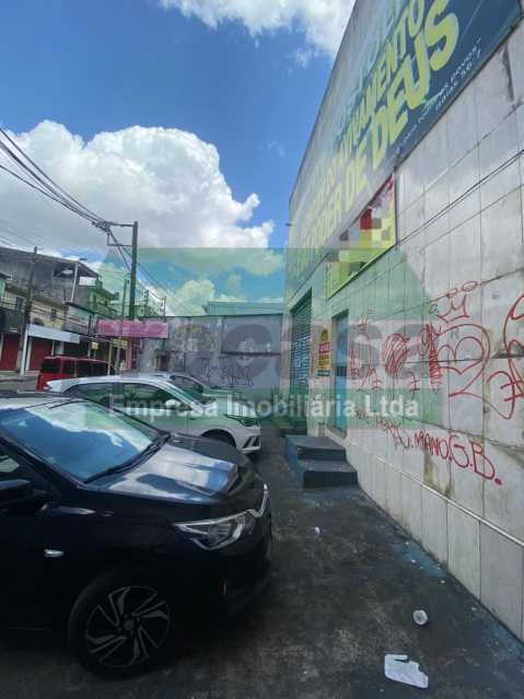 Galpão :  / Comercial / Cidade de Deus / R$ 1.300.000,00