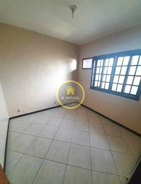 JCCA30030 Ótima casa em Vila Nova, sala, 3 quartos.