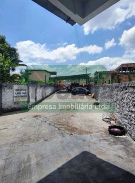 Aluga-se Excelente Ponto Comercial, Galpão e Estacionamento em localização comercial movimentada