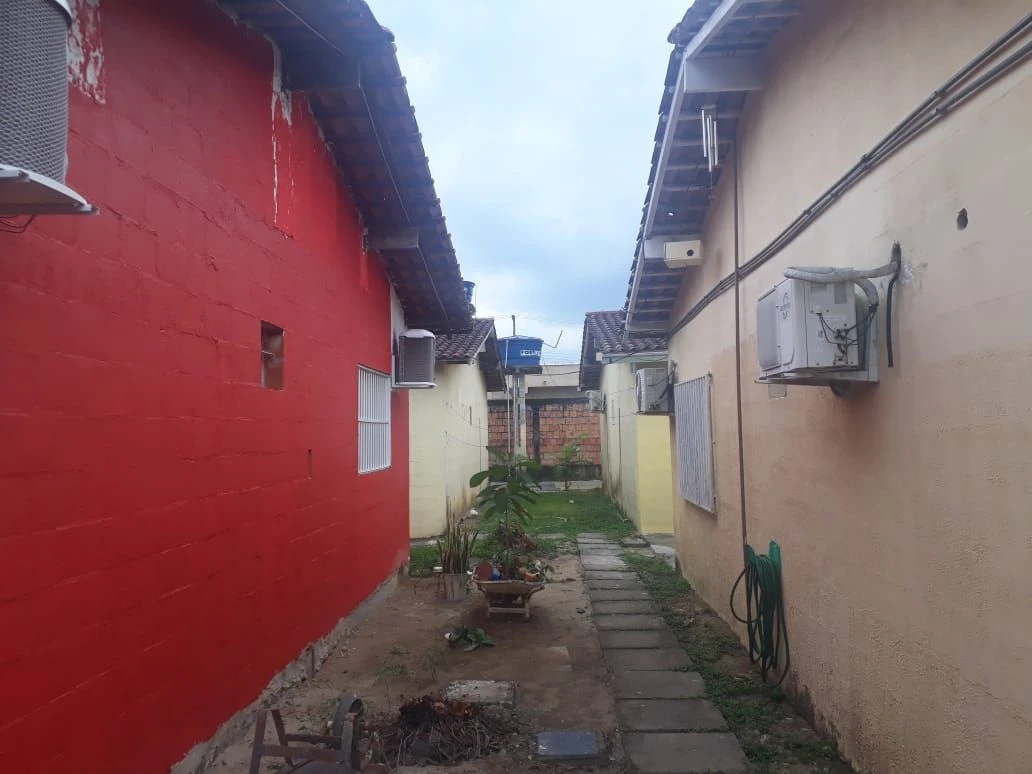 4 casas com 2 dormitórios à venda, por RS 600.000 - Flores - Manaus-AM