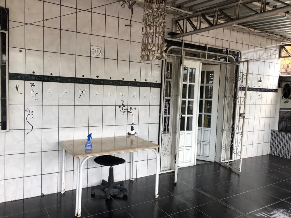 Ótima casa com 3 quartos à venda, 308 m² por RS 980.000 - Coroado - Manaus-AM