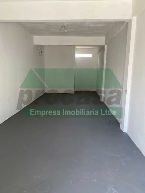 VENDE-SE PONTO COMERCIAL EM AVENIDA PRINCIPAL