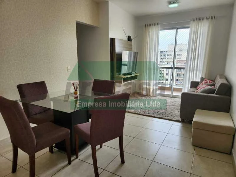 Aluga-se apartamento mobiliado em condomínio