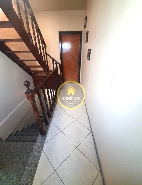 JCCA30030 Ótima casa em Vila Nova, sala, 3 quartos.
