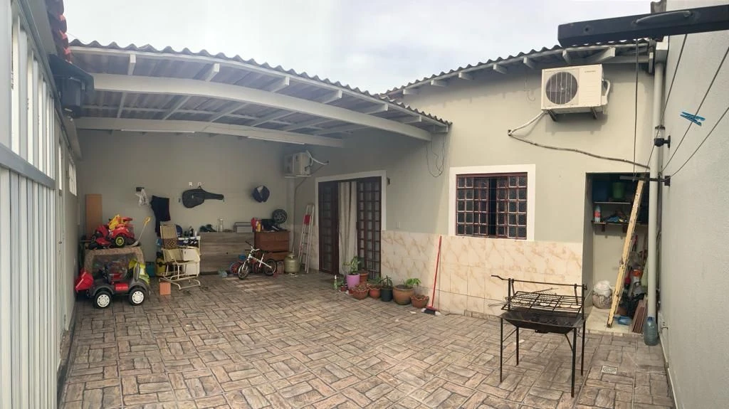 Casa com 2 dormitórios à venda, 128 m² por RS 185.000,00 - Nova Cidade - Manaus-AM