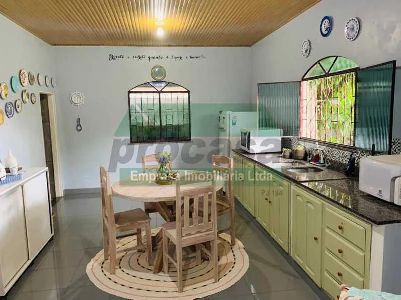 CASA Á VENDA EM MANACAPURU