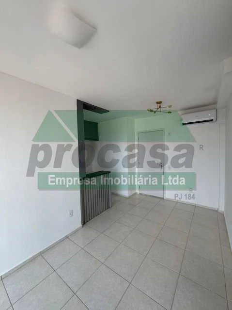 Apartamento semi mobiliado para locação na ponta negra