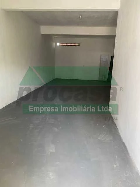 VENDE-SE PONTO COMERCIAL EM AVENIDA PRINCIPAL